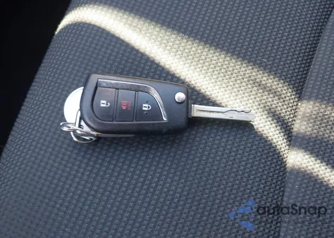 2021 Toyota Rav4 Le z USA, uszkodzony, nr VIN 2T3F1RFV7MC244908